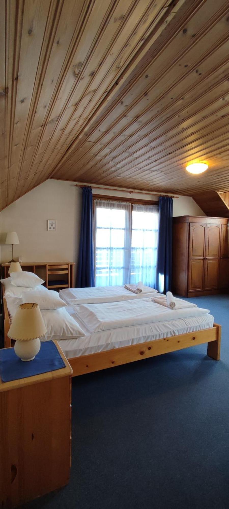 Hotel Adler Panzio Budaörs Esterno foto